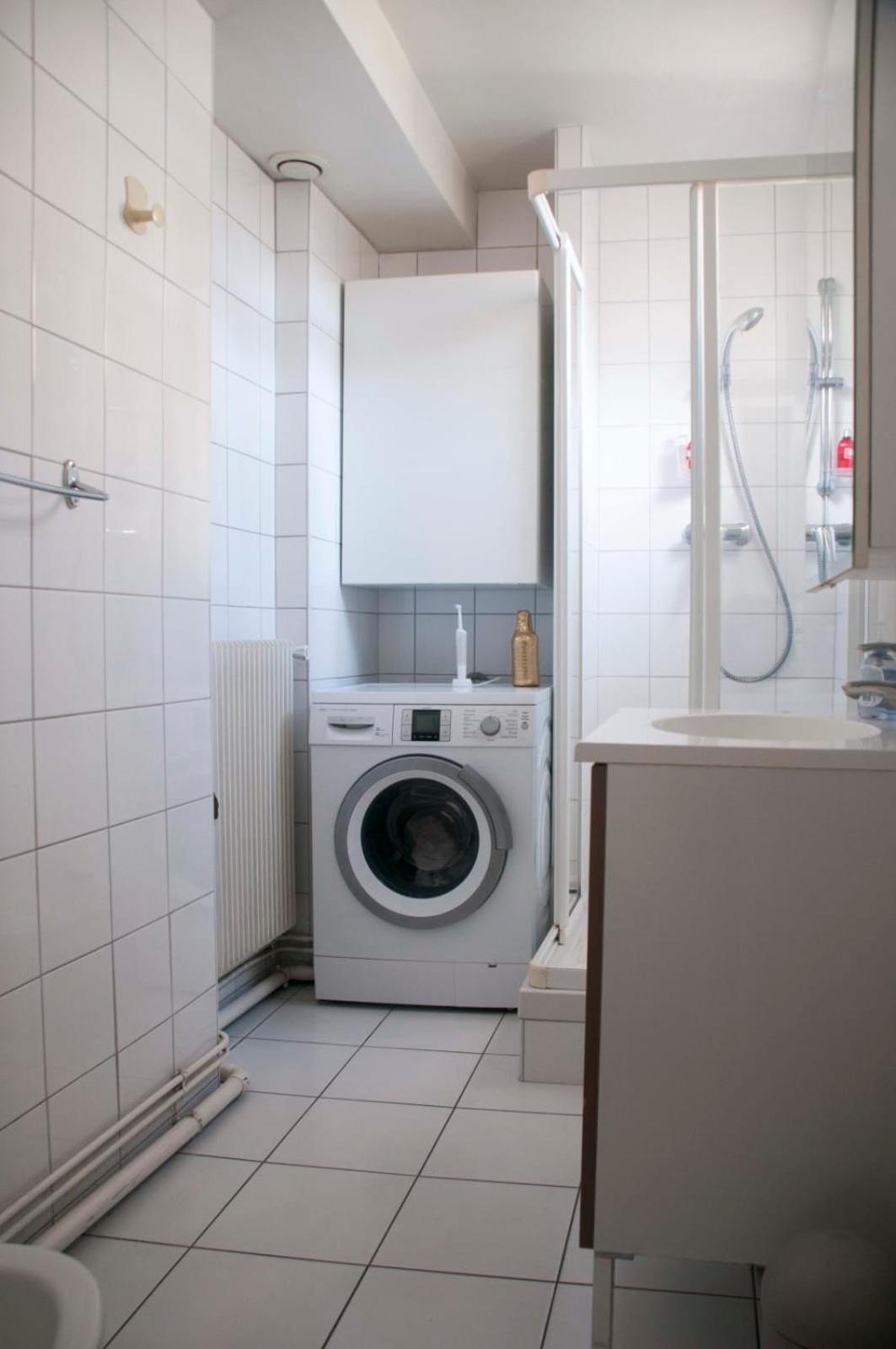 Cosy Apartment With Balcony In The Heart Of Parigi Esterno foto